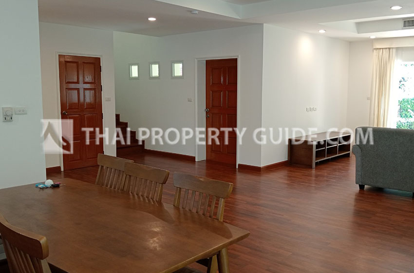 House with Shared Pool in Nichada Thani 